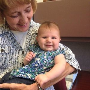 Meet your Posher, Mona